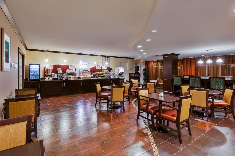 Holiday Inn Express And Suites Alpine By Ihg Eksteriør bilde