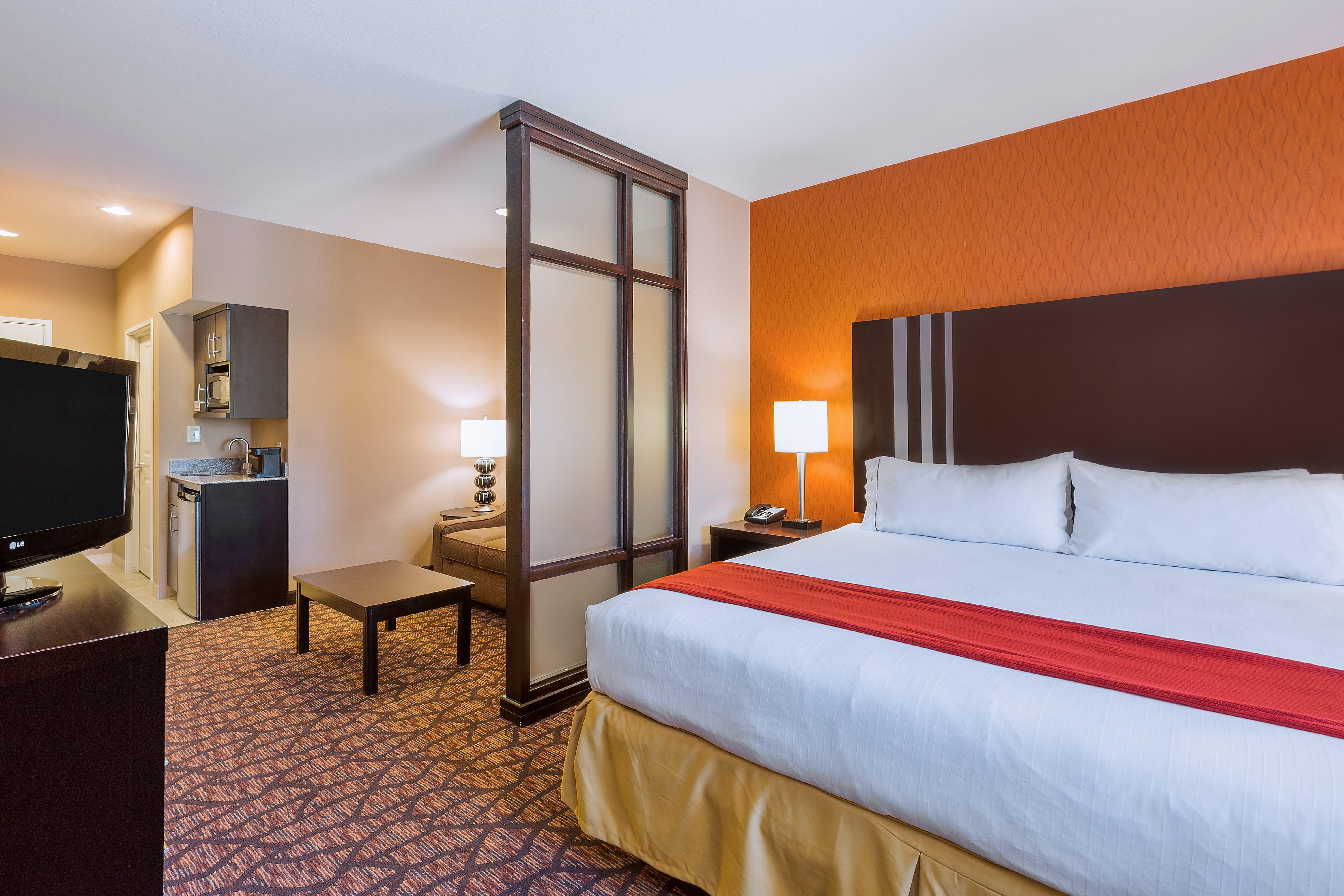 Holiday Inn Express And Suites Alpine By Ihg Eksteriør bilde