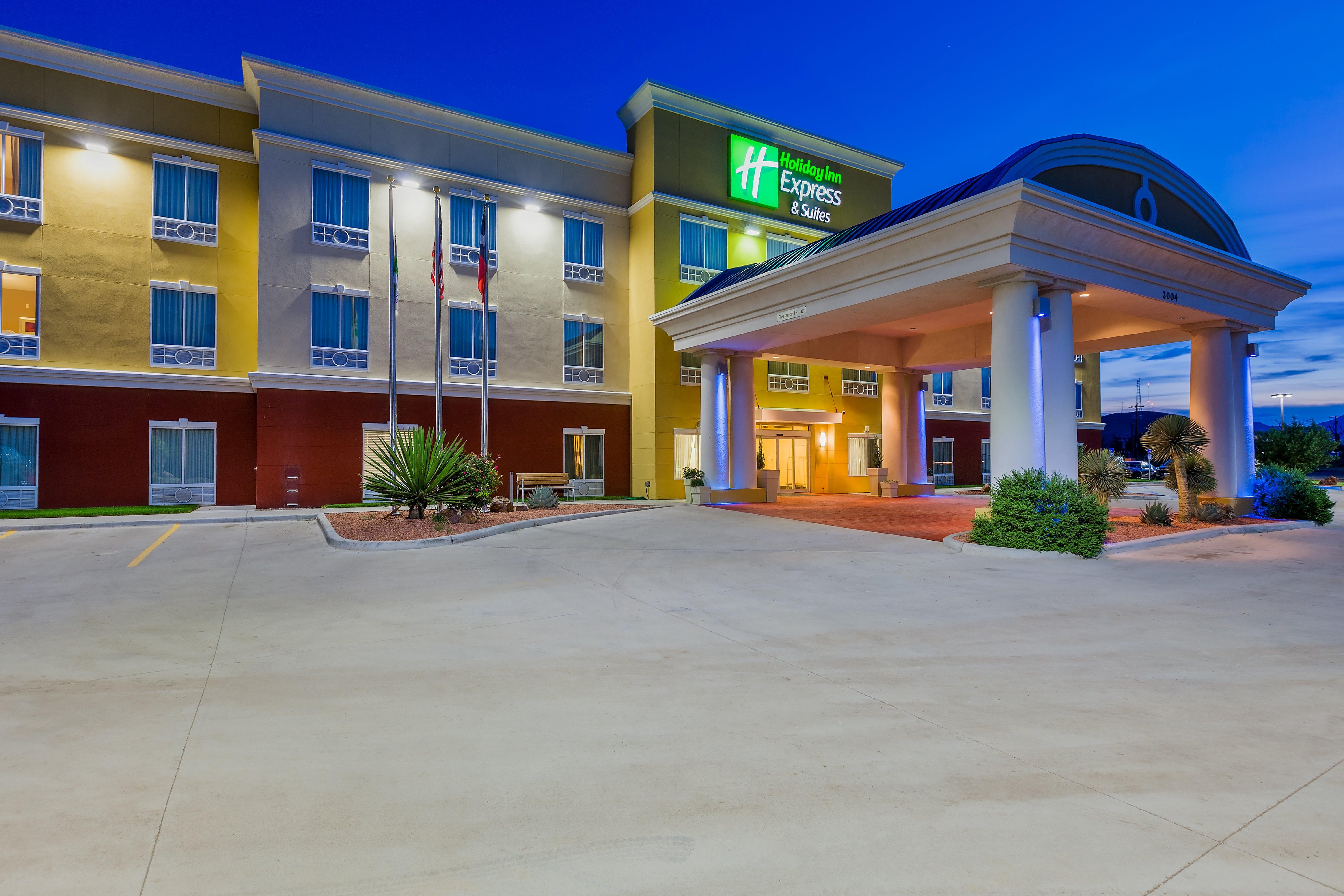 Holiday Inn Express And Suites Alpine By Ihg Eksteriør bilde