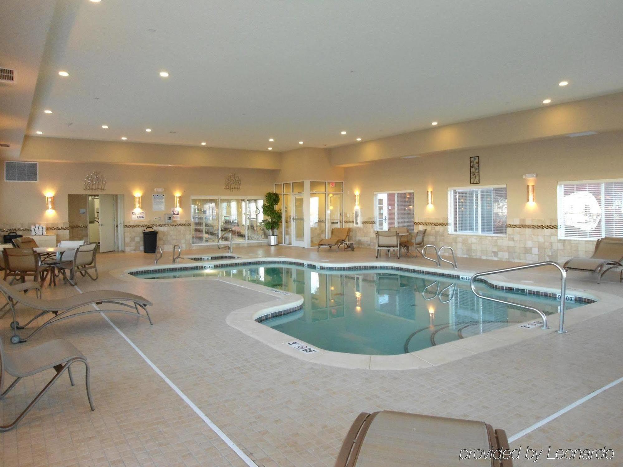 Holiday Inn Express And Suites Alpine By Ihg Eksteriør bilde